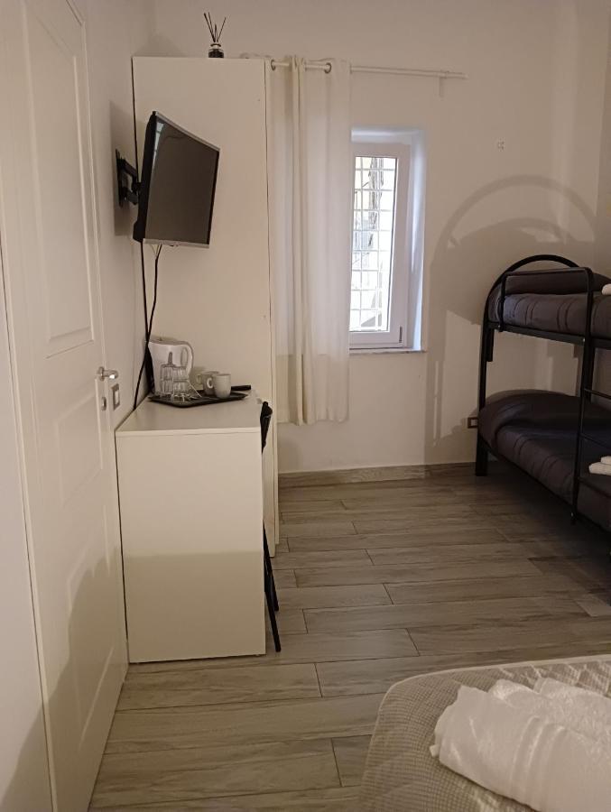 Hotel La Casa Del Rione Sanita' Napoli Esterno foto